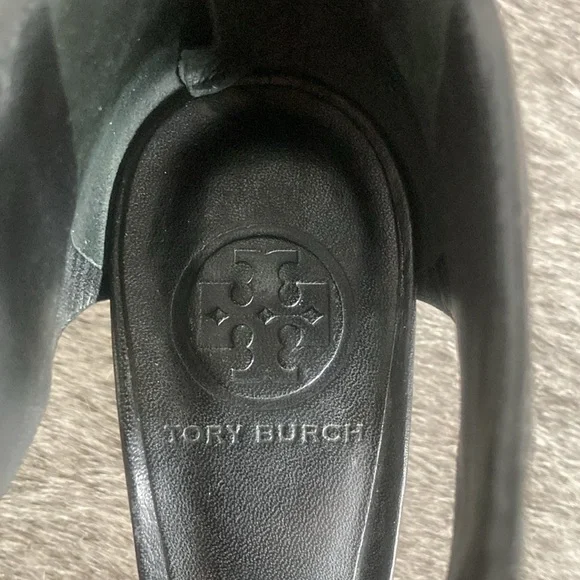 Tory Burch Black All Leather Torben Tumbled Rhino Leather Heel - Picture 8 of 14